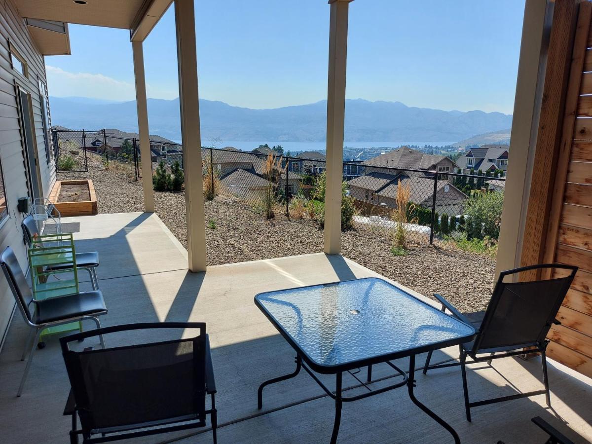 Peaceful And Spacious Lake View West Kelowna Eksteriør bilde