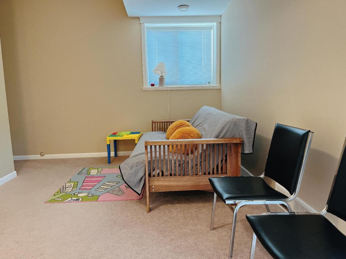 Peaceful And Spacious Lake View West Kelowna Eksteriør bilde